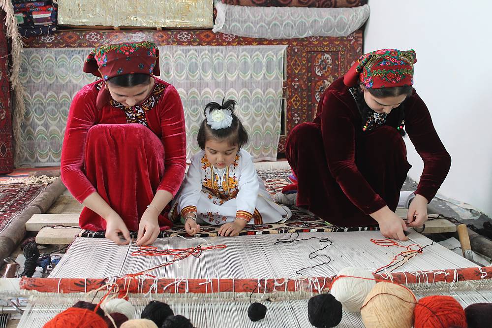 Traditional Turkmen carpet making art in Turkmenistan inscribed on the List of Intangible Cultural Heritage
